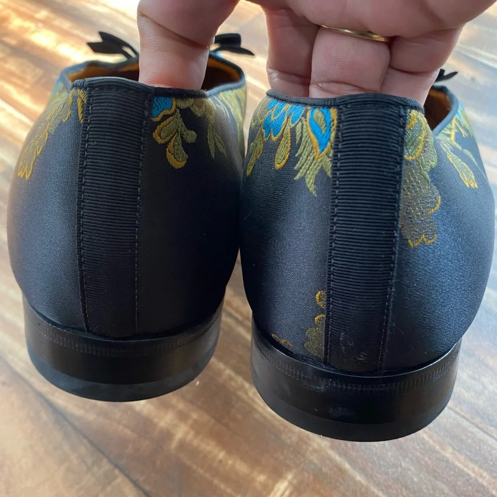 Gucci • Tiger Head Lurex Floral Loafers